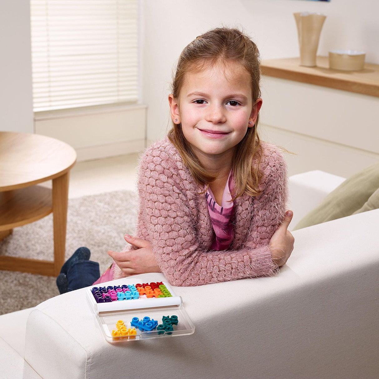 IQ XOXO Travel Game Brain Teaser with 120 Challenges for Ages 6+