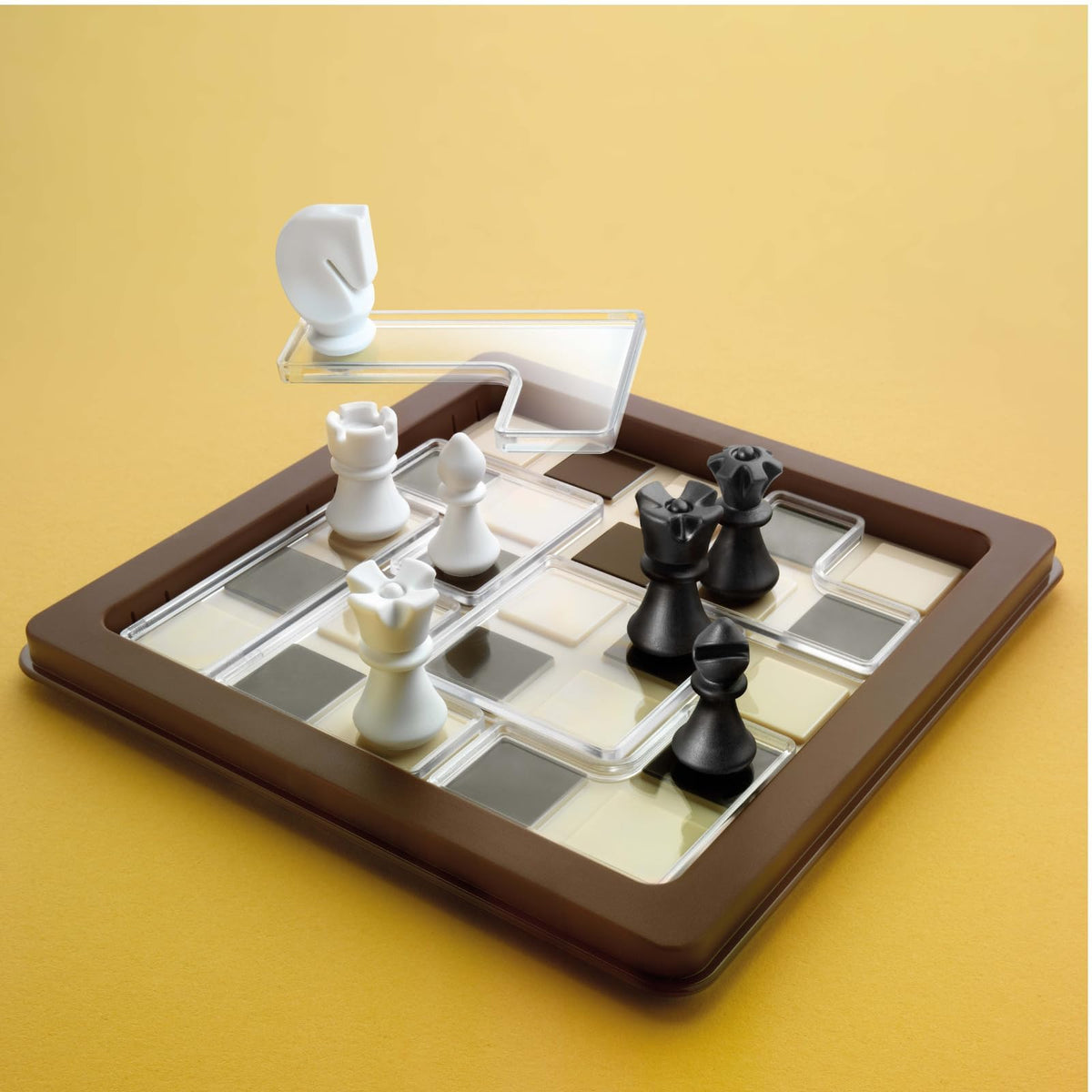 SmartGames Chess Peace - Chess Logic Puzzle Brain Teaser, Ages 10+