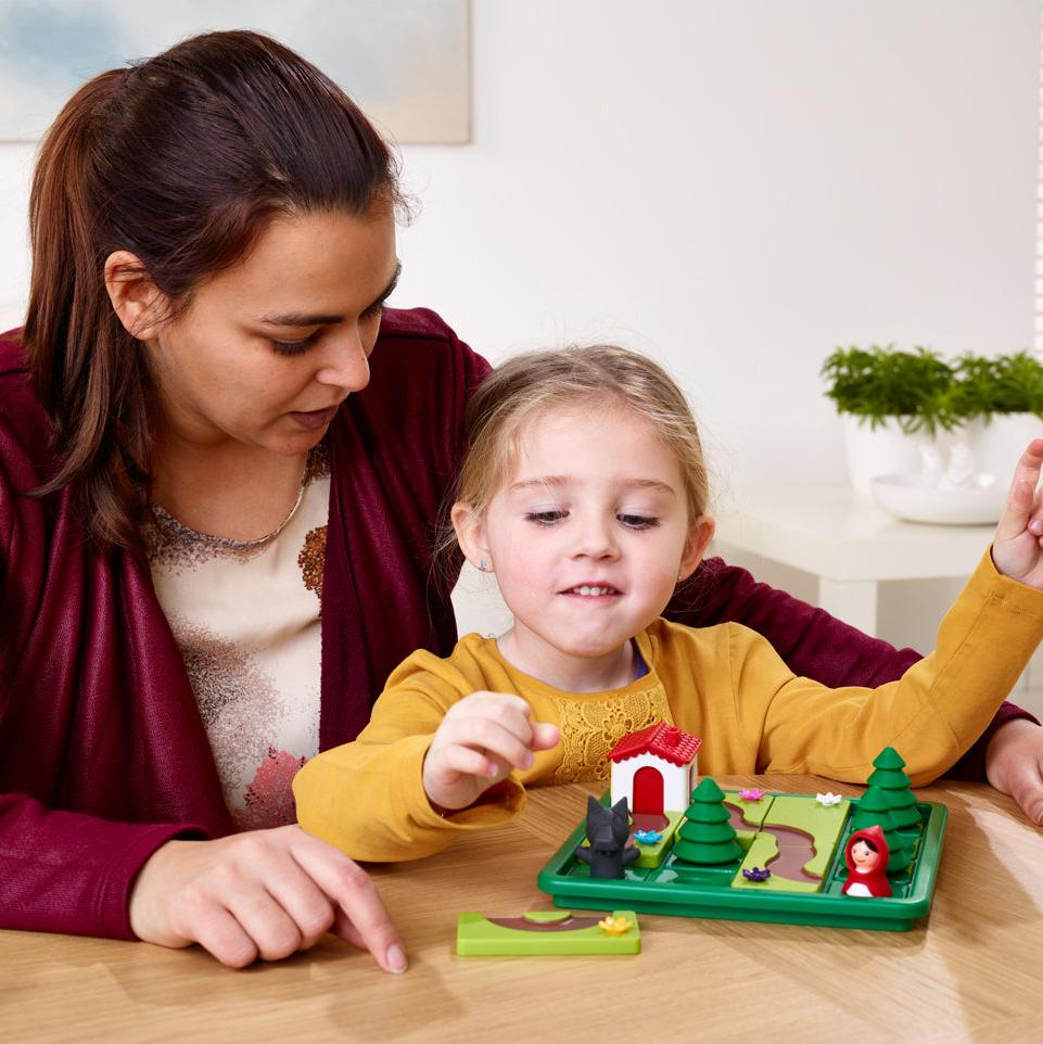 Little Red Riding Hood Preschool Puzzle Game for Ages 4+