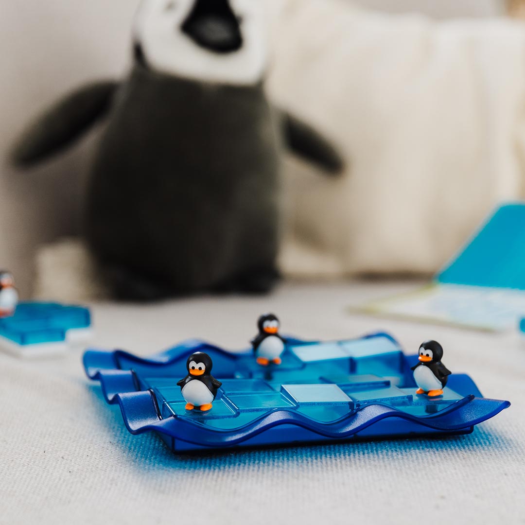 Penguins on Ice 3D Shifting Puzzle Game for Ages 6+