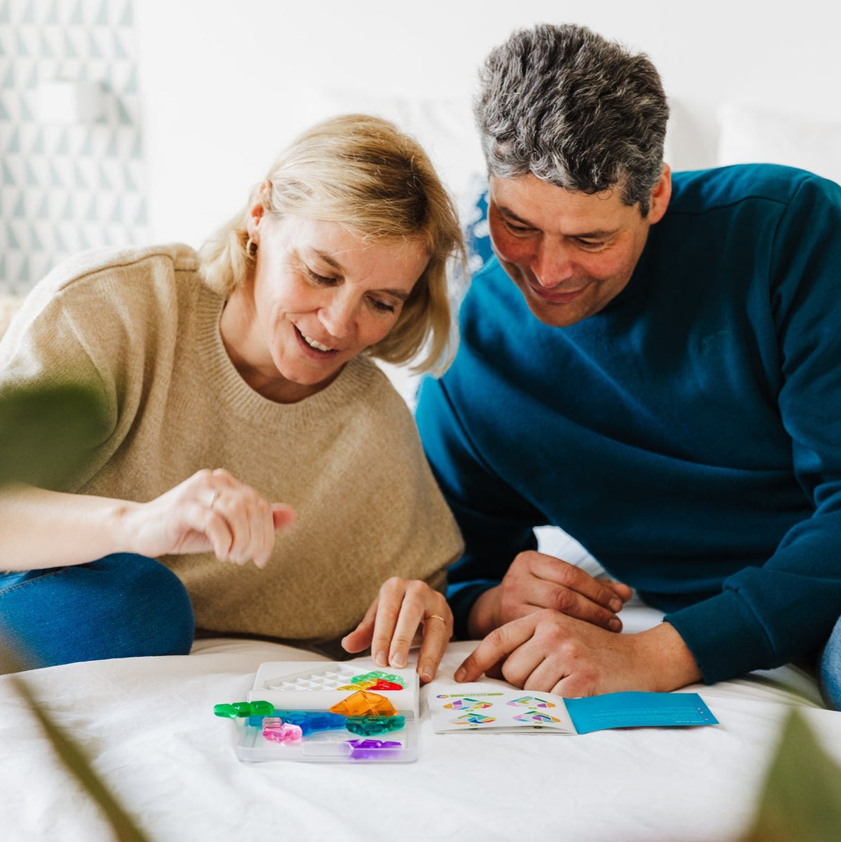 IQ Love Travel Puzzle Game with 120 Challenges for Ages 7+