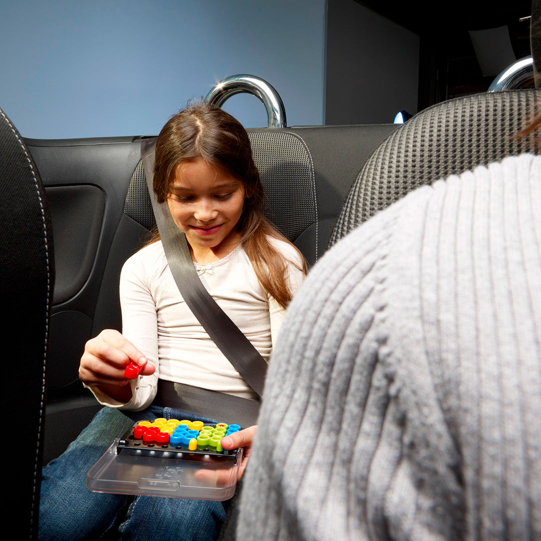 IQ Twist – Peg & Puzzle Brain Teaser with 120 Challenges | Travel Logic Game Ages 6+