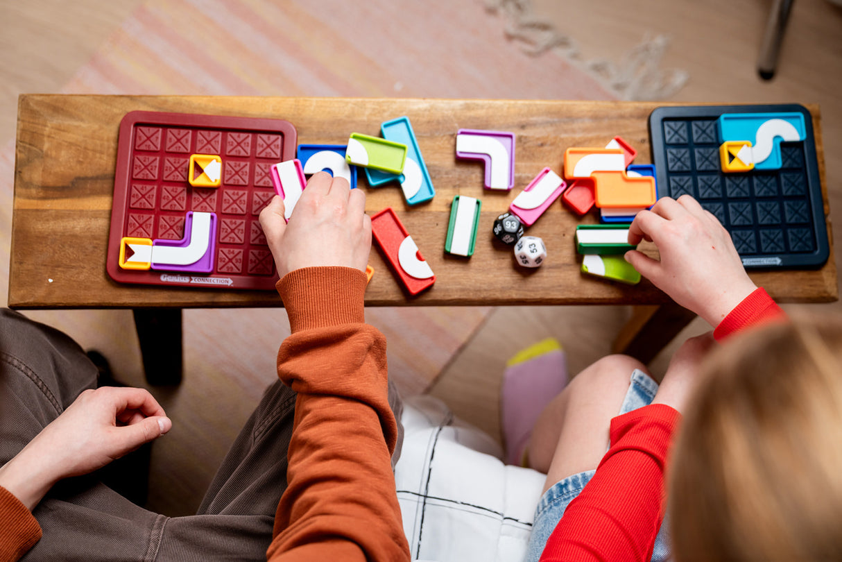 Genius Connection Two-Player Speed and Strategy Game Ages 8 - Adult