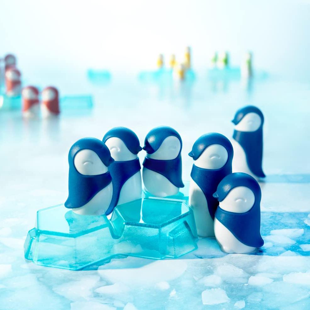Penguins Huddle Up! Family Game for 2-4 Players Ages 6+