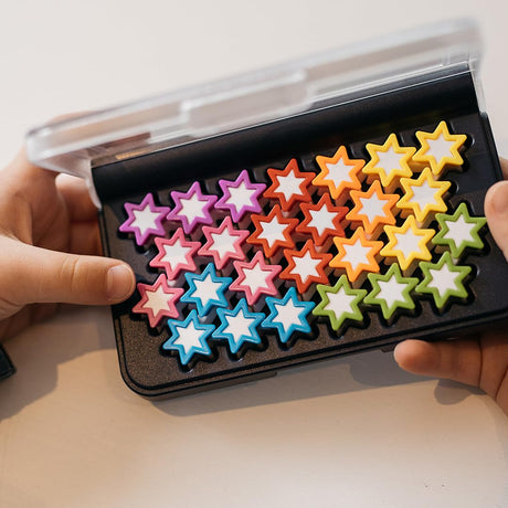 SmartGames IQ Stars, The Entry-Level IQ Game, a Travel Game for Kids and Adults, Skill-Building Brain Game - Brain Teaser for Ages 6 & Up, 120 Challenges in a Travel-Friendly Case.
