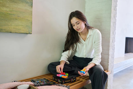 SmartGames IQ Deluxe: Square - 120 Challenges Featuring a Deluxe Travel Case for Ages 14 - Adult