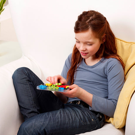 IQ Twist – Peg & Puzzle Brain Teaser with 120 Challenges | Travel Logic Game Ages 6+