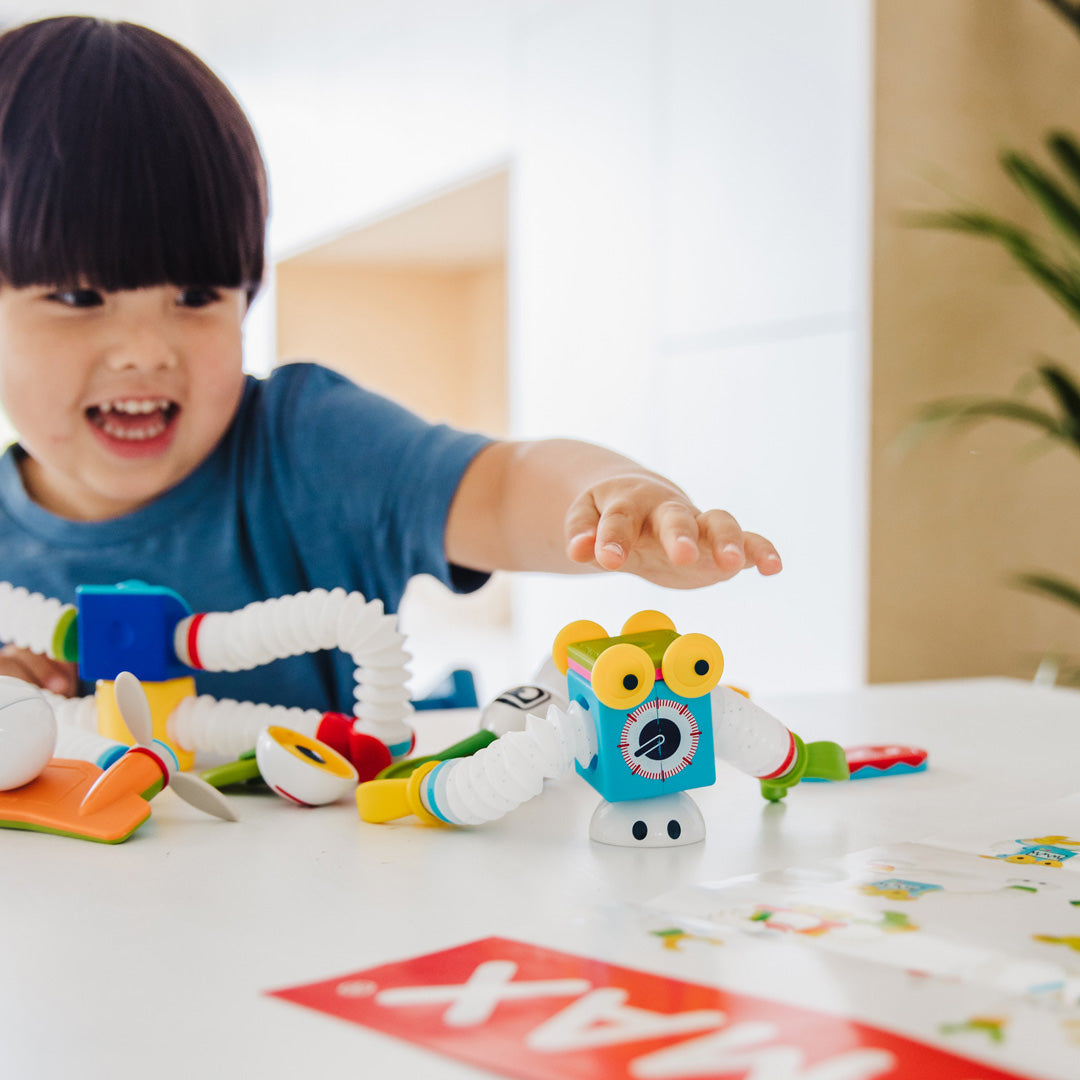 SmartMax Roboflex Magnetic Discovery Building Set for Ages 3+